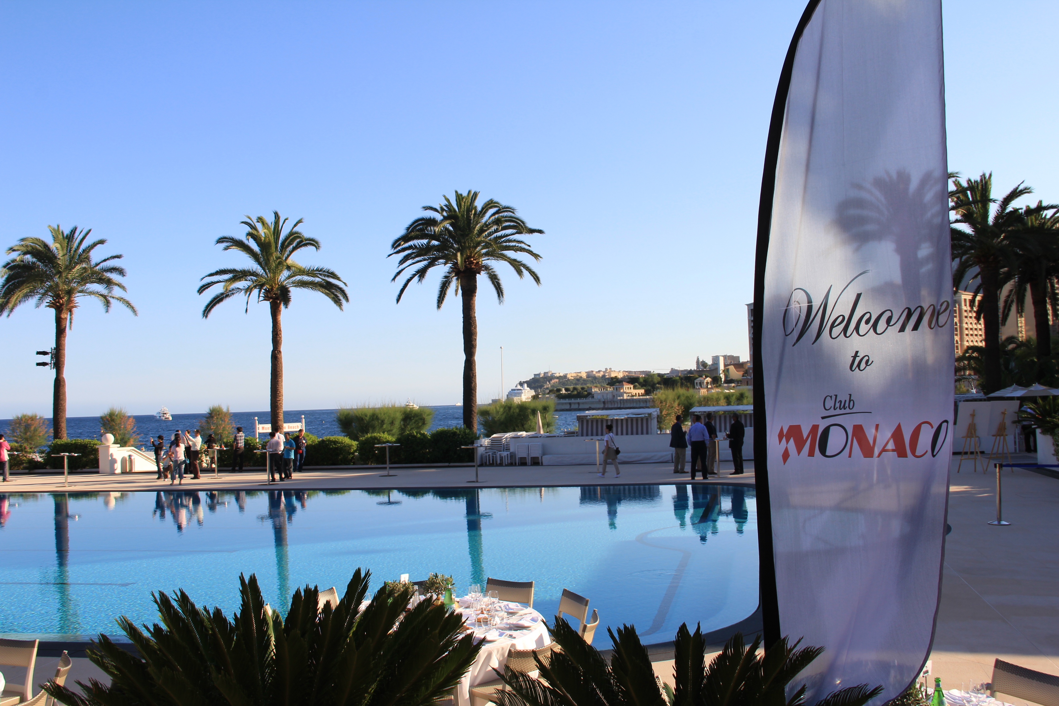 ballet aquatique au monte-carlo beach